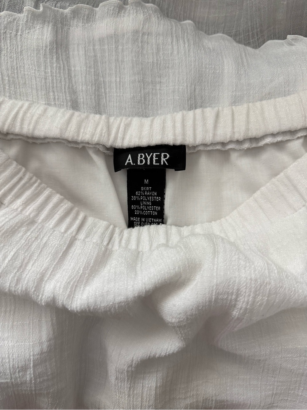 A. Byer Size M White Tiered High-Low Maxi Skirt - Picture 3 of 3
